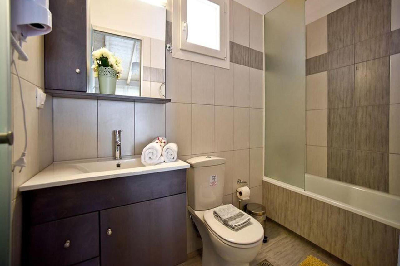 Palapart Gikas Suites And Studios Gouvia Esterno foto
