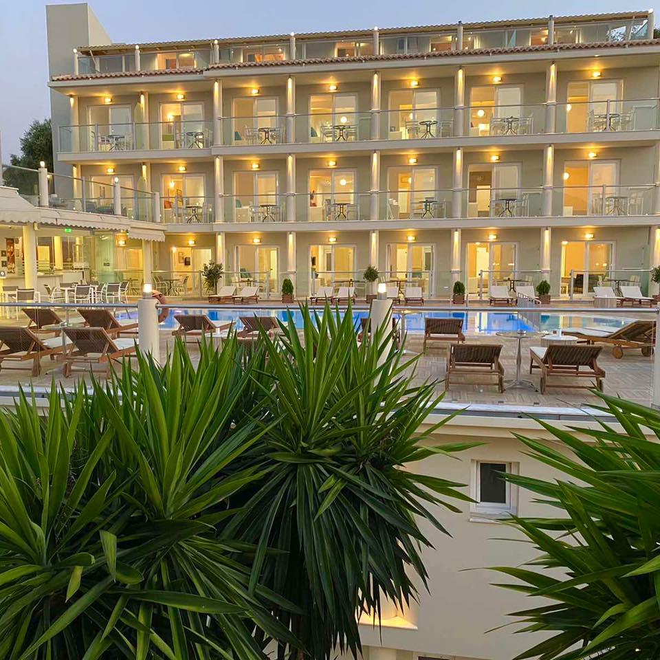 Palapart Gikas Suites And Studios Gouvia Esterno foto