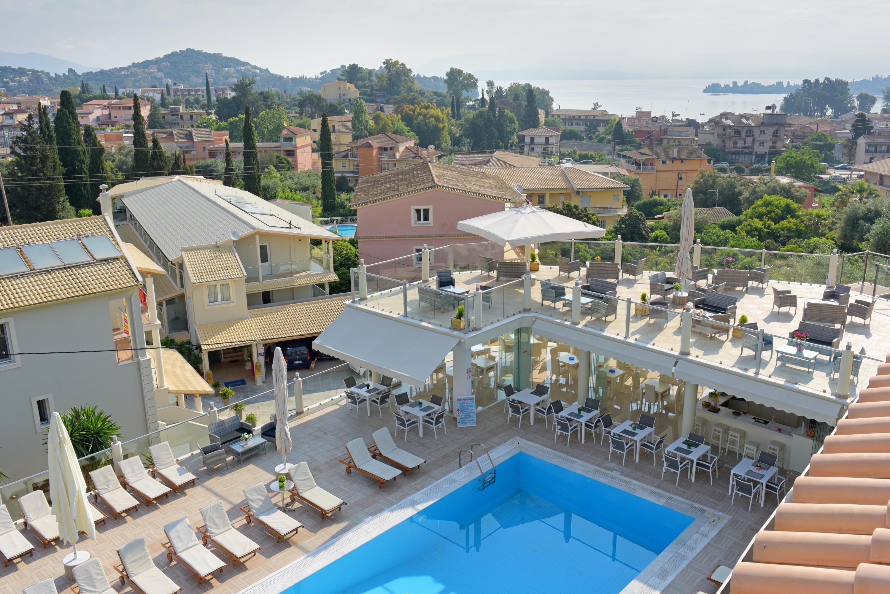 Palapart Gikas Suites And Studios Gouvia Esterno foto